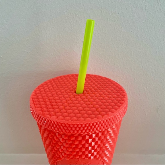Starbucks Grande Studded Tumbler Dragonfruit - Picture 3 of 3
